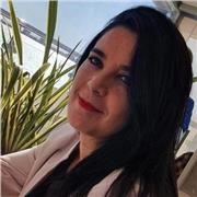 Imparto clases particulares (contabilidad), ayuda con los deberes (nivel de Primaria y ESO) y cuidado de niñ@s